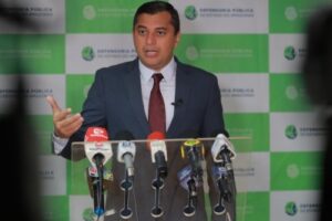Imagem da notícia - Wilson Lima anuncia auxílio-aluguel a famílias do Monte Horebe até que soluções de moradias sejam definidas