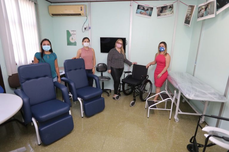 FPS realiza entrega de equipamentos hospitalares à maternidade Balbina Mestrinho