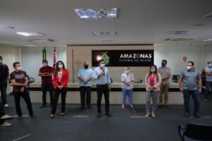 Imagem da notícia - Wilson Lima anuncia injeção de R$ 220 milhões na economia com adiantamento do décimo terceiro dos servidores