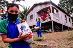 Imagem da notícia - Amazonas disputa prêmio internacional com programa de distribuição merenda escolar na pandemia