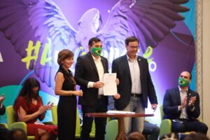 Imagem da notícia - Ao lado de autoridades federais, Wilson Lima lança programa de retomada da atividade turística no Amazonas
