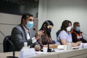 Imagem da notícia - Covid-19: Ao descartar flexibilizar restrições no curto prazo, Wilson Lima anuncia decreto com medidas de prevenção para período eleitoral