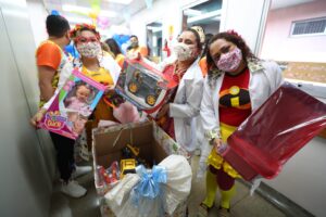 Imagem da notícia - Governo do Amazonas realiza entrega de doações da campanha ¨Doe um brinquedo e ganhe sorrisos”