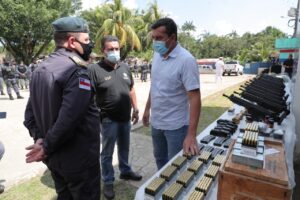 Imagem da notícia - Governador Wilson Lima entrega armamentos para Batalhão da Polícia Militar em Tabatinga