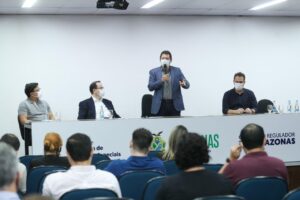 Imagem da notícia - Governo do Amazonas assina termo de repasse de sistema de esgotamento sanitário ao Município