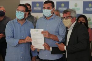 Imagem da notícia - Wilson Lima assina lei que impulsiona a atividade da aquicultura