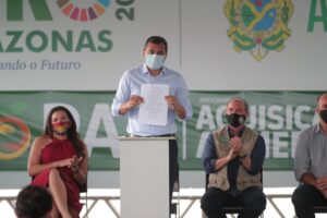 Imagem da notícia - Wilson Lima assina decreto que estimula a competitividade da produção de ovos no Amazonas