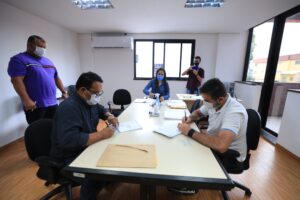 Imagem da notícia - Governo do Amazonas realiza Dispensa de Licitação para serviços no Hospital Nilton Lins