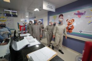 Imagem da notícia - Wilson Lima entrega 10 novos leitos de UTI no Hospital Delphina Aziz