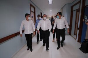 Imagem da notícia - Wilson Lima apresenta estrutura do Hospital Nilton Lins ao Ministro da Saúde