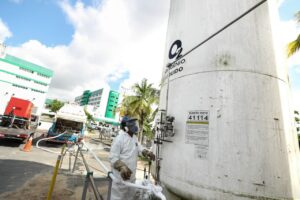 Imagem da notícia - Carregamento com 160 mil metros cúbicos de oxigênio já está abastecendo unidades de saúde da capital