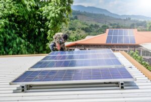 Imagem da notícia - Amazonas passa a contar com Lei Estadual de Incentivo às Fontes Renováveis de Energia e Eficiência Energética