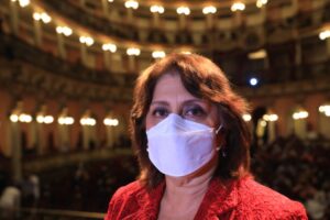 Imagem da notícia - Governo do Amazonas decreta luto oficial de três dias pelo falecimento da diretora-presidente da FVS-AM, Rosemary Costa Pinto