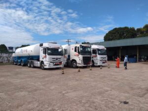 Imagem da notícia - Carga com 60 mil m³ de oxigênio medicinal chega a Manaus para  reforço da rede de saúde