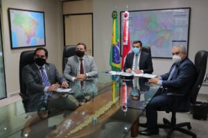 Imagem da notícia - Wilson Lima assina protocolo de intenções com Banco da Amazônia para destinar R$ 1,1 bilhão a projetos econômicos