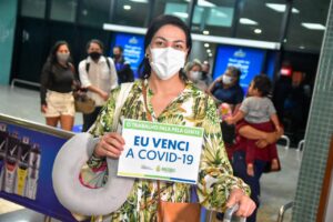 Imagem da notícia - Mais oito pacientes recuperados de Covid-19 retornam a Manaus após tratamento em outros Estados
