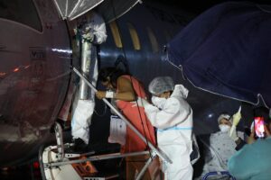 Imagem da notícia - Oito pacientes com Covid-19 são transferidos de Tabatinga para Manaus