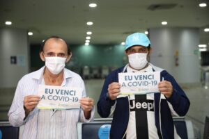 Imagem da notícia - Pacientes transferidos por força-tarefa retornam curados da covid-19