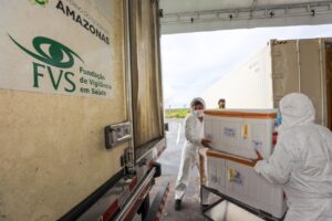 Imagem da notícia - Governo do Amazonas já entregou mais de 61 mil doses da CoronaVac para capital e interior