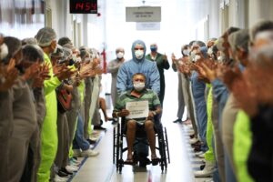 Imagem da notícia - HPS Delphina Aziz atinge marca de 5 mil altas de pacientes com Covid-19