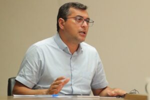 Imagem da notícia - Wilson Lima diz que, com decisão judicial, expectativa é vacinar profissionais de educação em breve
