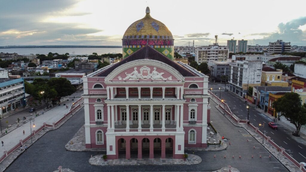 Secretaria de Cultura e Economia Criativa lan&ccedil;a edital para cria&ccedil;&atilde;o da  identidade visual de 125 anos do Teatro Amazonas &ndash; Casa Civil