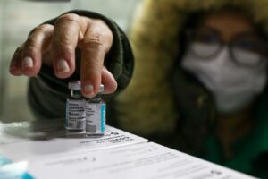 Imagem da notícia - Balanço da FVS-AM informa a aplicação de 1.900.447 doses de vacina contra Covid-19, até esta segunda-feira (28/06)