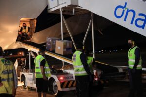 Imagem da notícia - Governo do Amazonas recebe mais 56.060 doses de vacinas contra a Covid-19