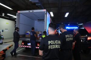 Imagem da notícia - Governo do Amazonas recebe 16.380 mil doses da vacina Pfizer