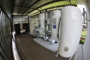 Imagem da notícia - Governo do Amazonas já comprou cinco usinas de oxigênio e capacidade de produção do Estado dobrou em cinco meses