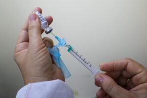 Imagem da notícia - FVS-RCP informa aplicação de 2.831.245 doses de vacina contra Covid-19 no Amazonas até este sábado (14/08)