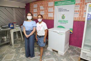 Imagem da notícia - Governo do Estado entrega equipamentos para cozinha artesanal à Associação das Donas de Casa do Amazonas