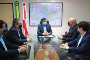 Imagem da notícia - Em reunião com representantes da Vince Airports, Wilson Lima ressalta expectativa de criação de novas rotas áreas para o estado