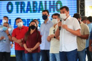 Imagem da notícia - Governador Wilson Lima dá início à reconstrução e modernização da AM-010