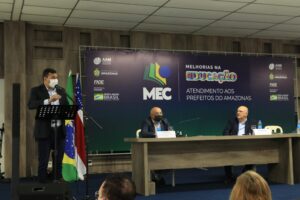 Imagem da notícia - Wilson Lima destaca importância do FNDE para o desenvolvimento da educação, em reunião com ministro Milton Ribeiro