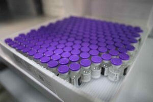Imagem da notícia - Governo do Amazonas recebe remessa com 54.990 doses de vacinas da Pfizer