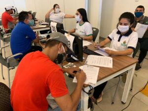 Imagem da notícia - Governo do Amazonas paga 19ª parcela do auxílio-moradia aos moradores do Monte Horebe