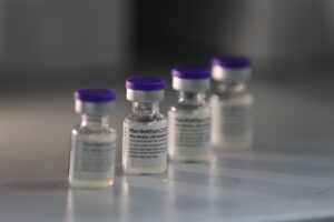 Imagem da notícia - Vacinômetro do Amazonas informa que aplicou 3.929.661 doses de vacina contra Covid-19 até este domingo (26/09)