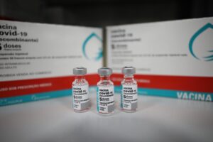 Imagem da notícia - Governo do Amazonas recebe 19.250 doses de vacinas contra a Covid-19