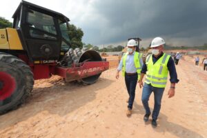 Imagem da notícia - Governador Wilson Lima vistoria obras da segunda fase do complexo viário Anel Sul, na zona oeste de Manaus