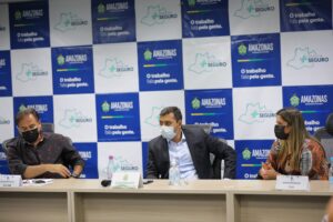 Imagem da notícia - Wilson Lima reúne comitê de enfrentamento à Covid-19 para tratar da variante ômicron