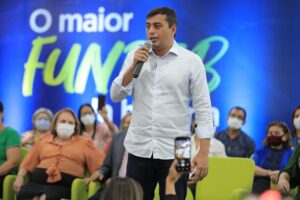 Imagem da notícia - Wilson Lima anuncia maior abono Fundeb para profissionais da educação, com a injeção de R$ 482 milhões na economia