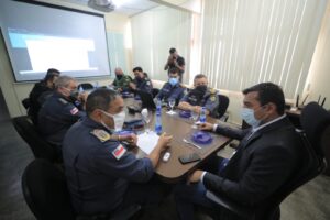 Imagem da notícia - Em reunião com cúpula da PMAM, Wilson Lima destaca que concurso público vai corrigir déficit antigo da tropa
