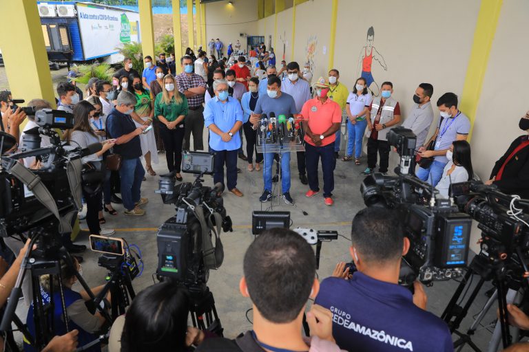 Governador Wilson Lima lança campanha ‘Pra Sambar Tem que Vacinar’