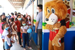 Imagem da notícia - Governo do Estado intensifica vacinação infantil com ação em escolas para volta às aulas