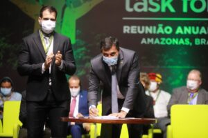 Imagem da notícia - Wilson Lima lança ‘Guardiões da Floresta’, que vai beneficiar 14 mil famílias de unidades de conservação do estado