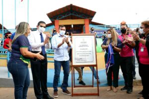 Imagem da notícia - Após seis anos de obras abandonadas, Wilson Lima inaugura escola no bairro Alvorada