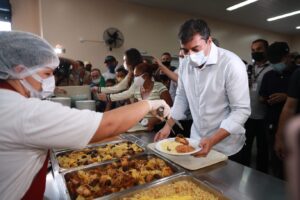 Imagem da notícia - Wilson Lima entrega Prato Cheio do bairro Novo Israel totalmente revitalizado