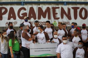 Imagem da notícia - Inédita, subvenção da piaçava beneficia famílias que vivem da atividade em Barcelos e Santa Isabel do Rio Negro