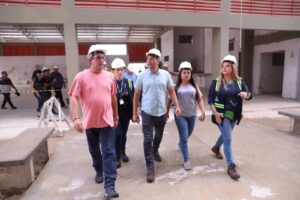 Imagem da notícia - Em Eirunepé, Wilson Lima anuncia obras no sistema viário, reforma de delegacia e construção de mirante no município